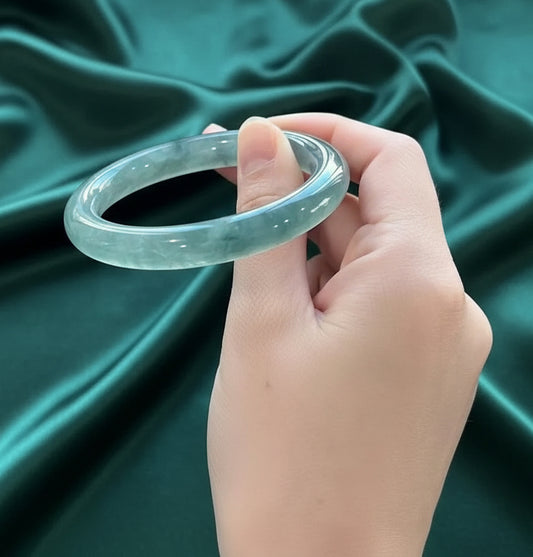 Dark Blue Agate Bangle – Glossy Polished Agate Bracelet, Deep Blue Stone Bangle