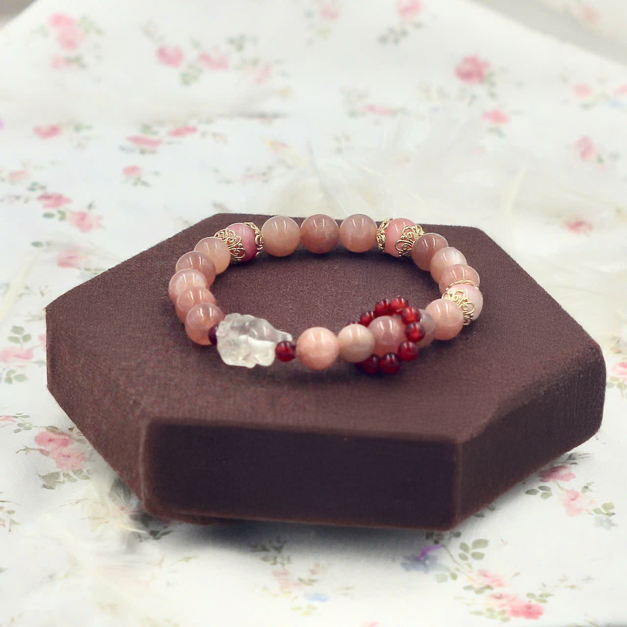 Sunstone Bracelet With Transparent White Quartz Fox