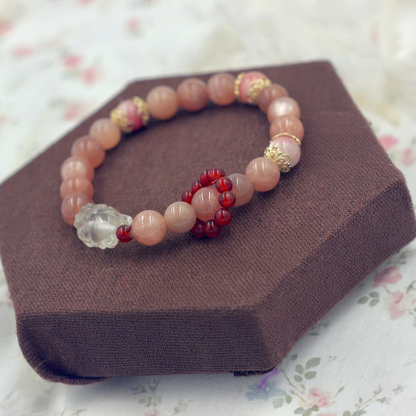 Sunstone Bracelet With Transparent White Quartz Fox