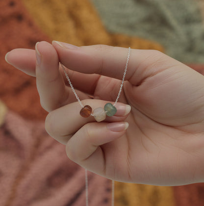 Minimalist 925 Silver Necklace with Raw Agate Stones – Natural Multi-Color Gemstone Pendant