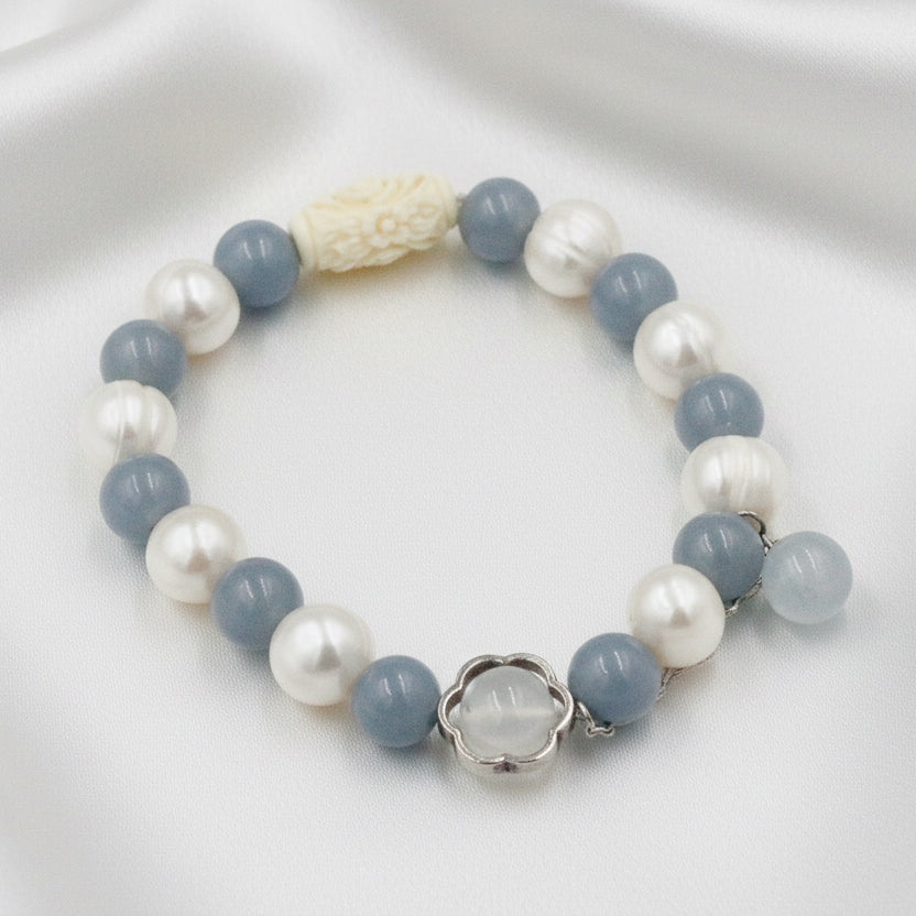 Angelite & Freshwater Pearl Bracelet