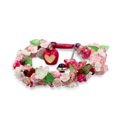 Handmade Floral Beaded Keychain Charm – Pink Flower Wreath with Apple Pendant, Cute Bag Charm, Car Hanging Decor