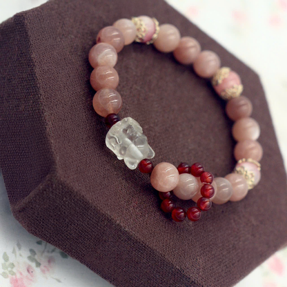 Sunstone Bracelet With Transparent White Quartz Fox